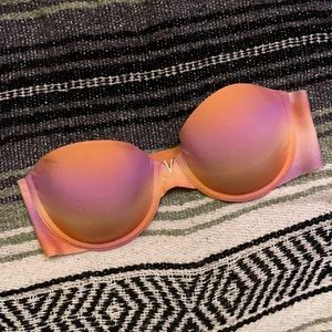 {Victoria Secret} Strapless Bra